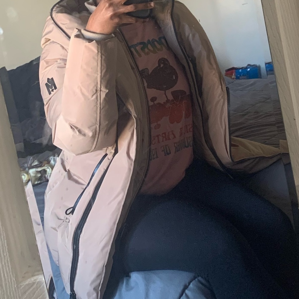 Medium sized coat